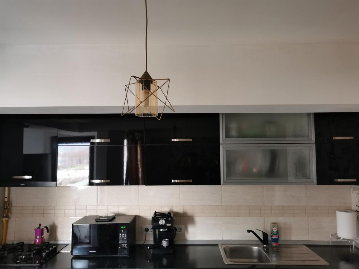 Apartament 3 Camere Râmnicu Vâlcea Kültér fotó